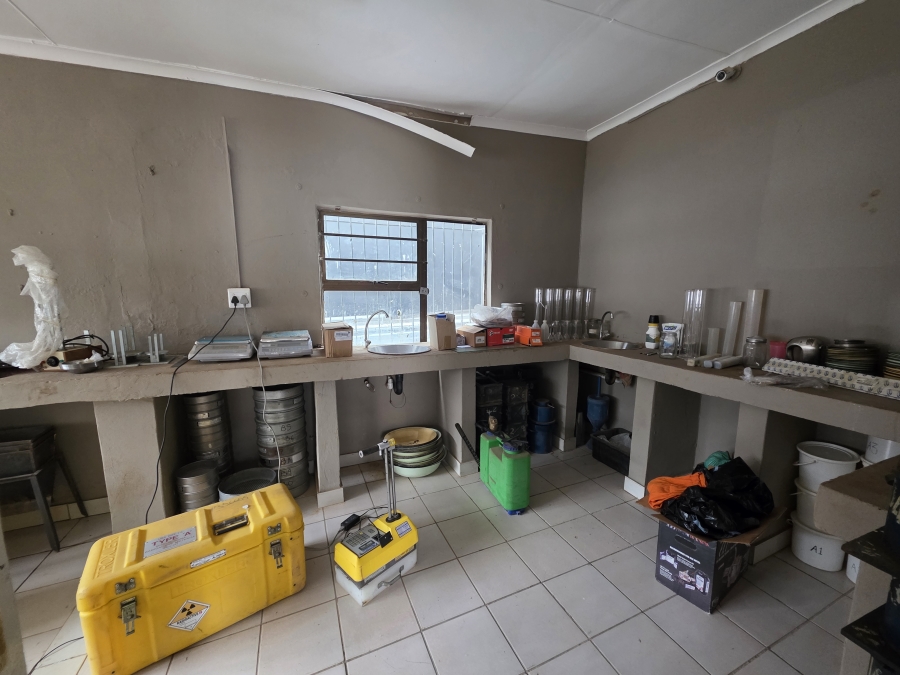 Commercial Property for Sale in Belgravia Eastern Cape